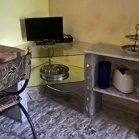Appartamento Antico-borgo-le-torricelle-studio